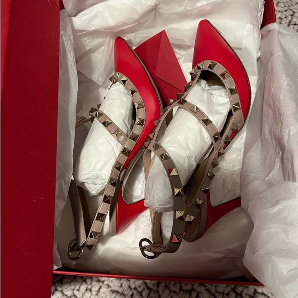 Valentino heels size 7